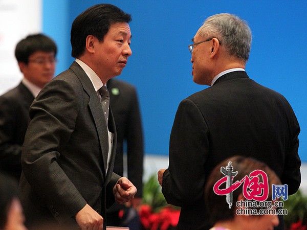 中国外文局局长周明伟与现场嘉宾交流