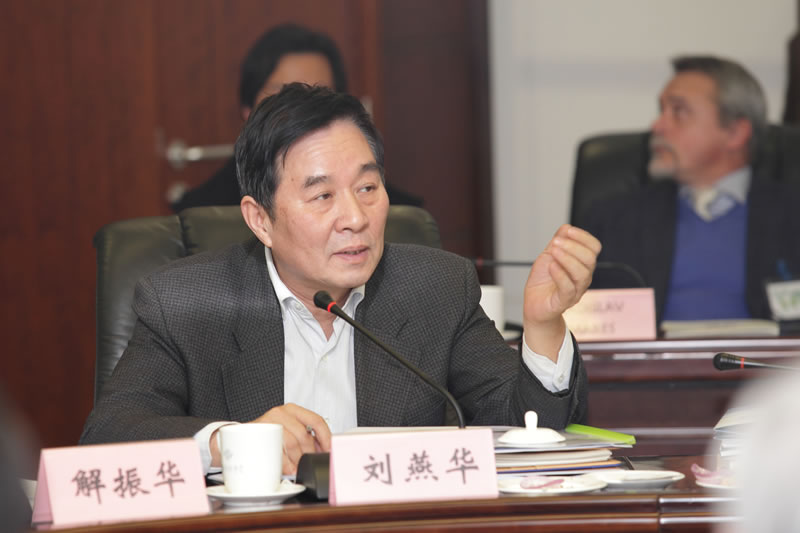 国家科技部原副部长、IGEA战略顾问刘燕华先生做会议总结