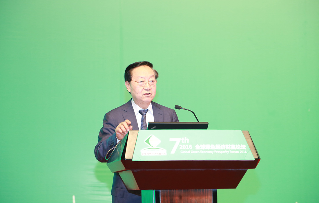 李毅中 全国政协经济委员会副主任、国家工信部前部长