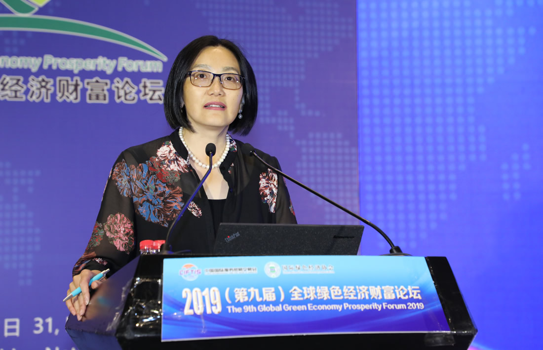 加拿大温哥华经济委员会执行董事 殷秋红演讲
